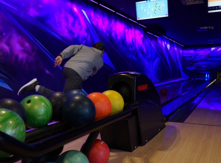 Chill Out Bowling ?v=1.0